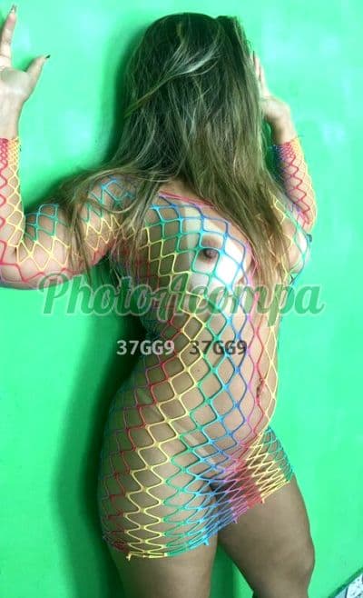 Samira Farias — acompanhante em Itaguaí