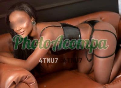 Acompanhante em Campinas com beijo na boca (2) — Sophia