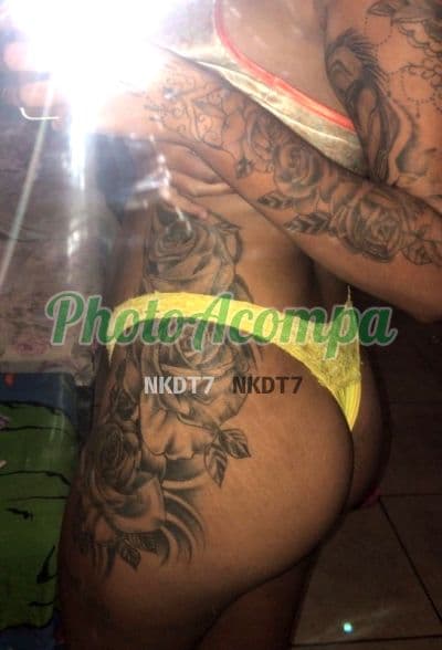 Acompanhante em Belford Roxo com beijo grego (2) — Tayla