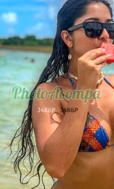 Acompanhante em São Paulo com beijo na boca (2) — Valentina Soares