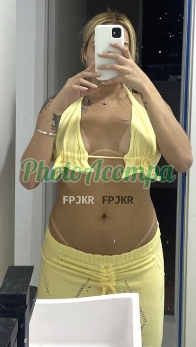 Acompanhante em Uberlândia — beijo na boca, foto 2 de Vivian Bueno