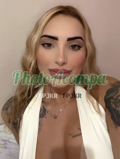 Acompanhante loira em Uberlândia (5) — Vivian Bueno
