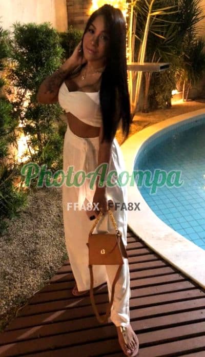 Foto 3: Acompanhante peituda em Juazeiro do Norte — Yara