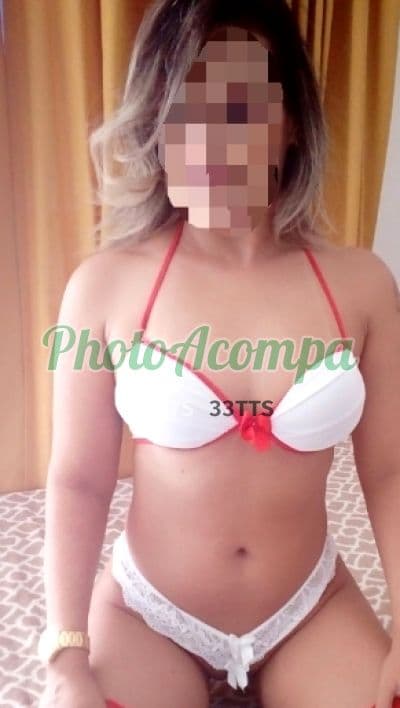 Acompanhante em Fortaleza com beijo na boca (2) — Ysis Nicoletti