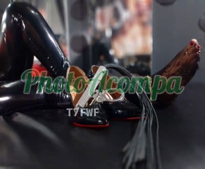 Acompanhante em São Paulo — beijo grego, foto 2 de Ysnaia Karamel