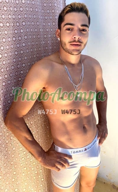 Acompanhante masculino em Goiânia — beijo na boca, foto 2 de Alan