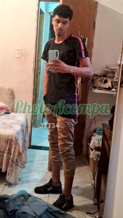 Foto 2: Acompanhante masculino em Rio de Janeiro — beijo na boca, Alessandro