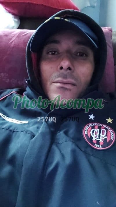 Acompanhante masculino em Curitiba — beijo grego, foto 2 de Alex