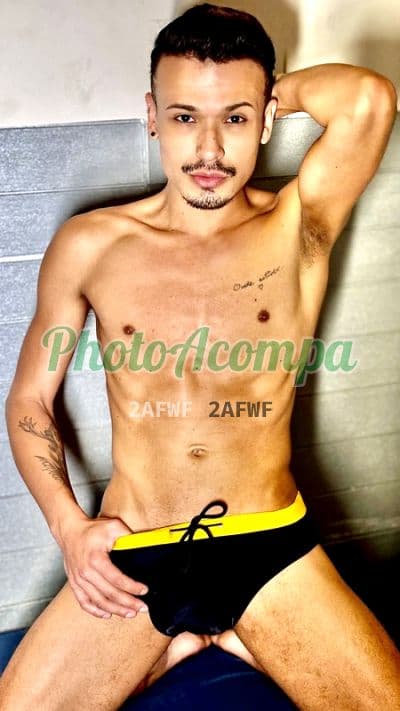 Acompanhante masculino em São Paulo — beijo grego, foto 2 de Arthur