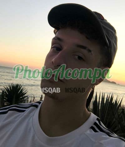 Foto 2: Acompanhante masculino em Niterói — beijo grego, Arthur Santinelli