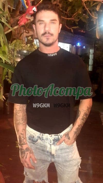 Acompanhante masculino em Rio de Janeiro com beijo grego (6) — Artur Ferraz