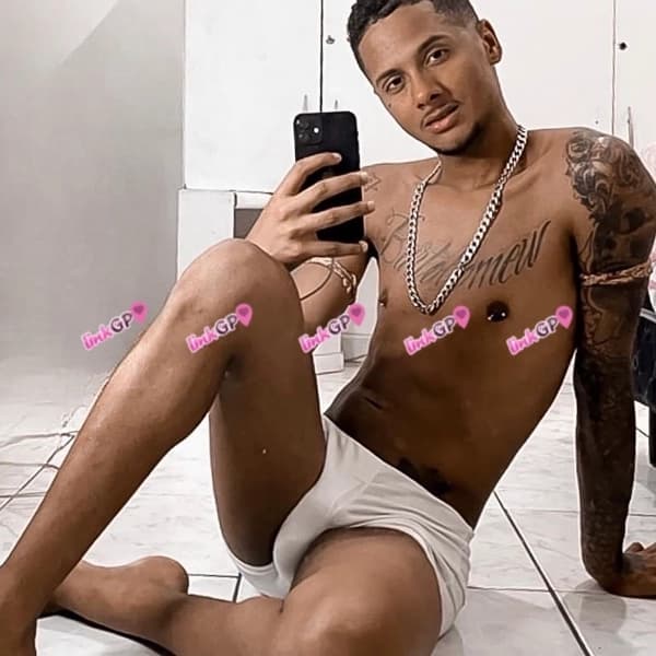 Acompanhante masculino apertadinho em Carapicuíba
