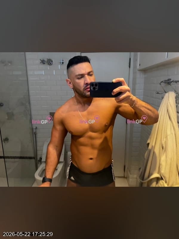 Acompanhante masculino alto em São Paulo — Billy Back