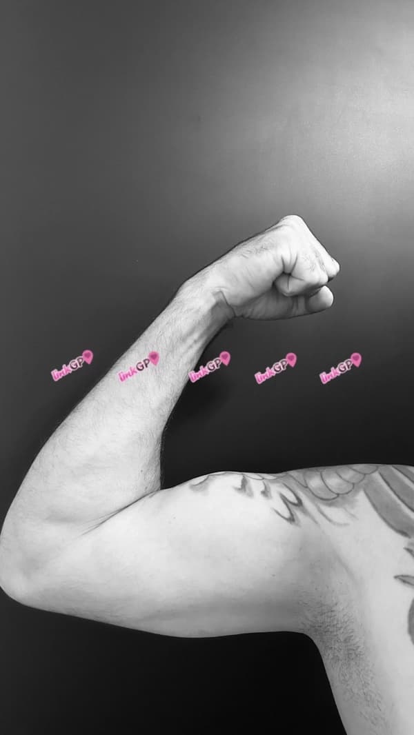 Acompanhante masculino em Florianópolis — ejaculação no corpo, foto 6 de Bruno Dante