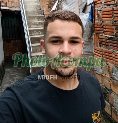 Foto 4: Acompanhante masculino em Manaus — beijo na boca, Bruno