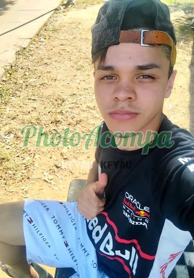 Acompanhante masculino em São Paulo com beijo grego (2) — Bryan Mendes