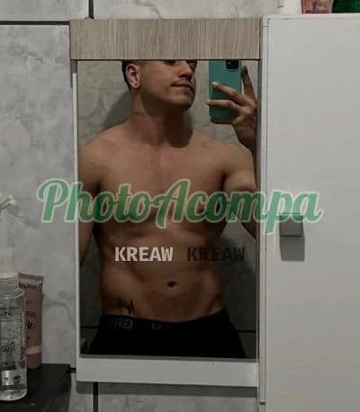 Acompanhante masculino em Balneário Camboriú — beijo na boca, foto 2 de Cadu