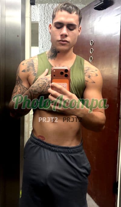 Acompanhante masculino em São Paulo com beijo grego (2) — Cadu Salles