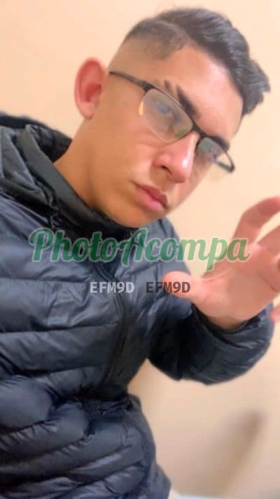 Acompanhante masculino em São Paulo com beijo na boca (4) — Caio