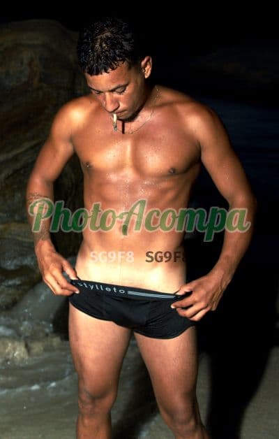 Acompanhante masculino em Rio de Janeiro com beijo na boca (6) — Caio Silva