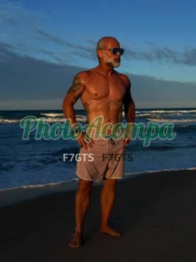 Acompanhante masculino foto verificada em Fortaleza (3) — Carlo Salvatore