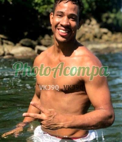 Acompanhante masculino em São Paulo com beijo na boca (6) — Chris