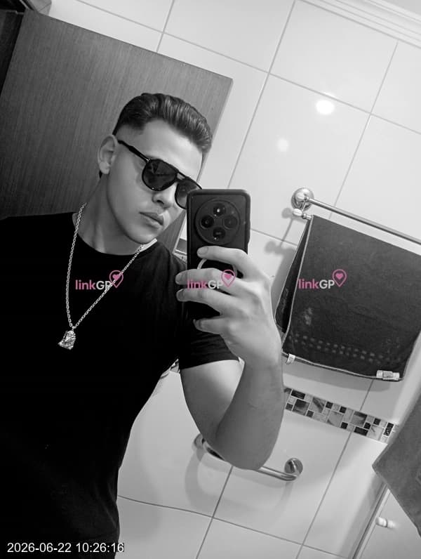 Acompanhante masculino em Curitiba com atende casal (2) — Christian