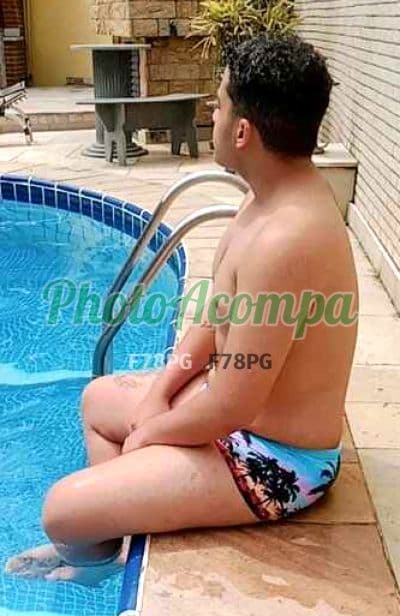 Acompanhante masculino em Guarujá com oral natural (4) — Efrain Oliveira