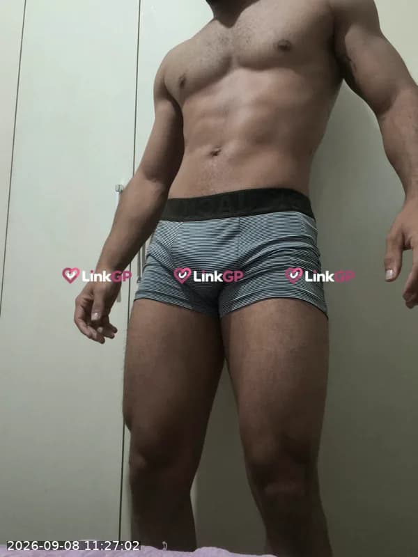 Acompanhante masculino em Votuporanga com acompanhante para evento (2) — Enzo