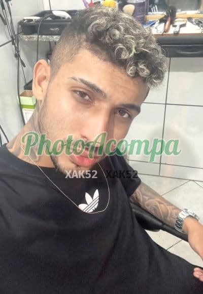 Acompanhante masculino em Rio de Janeiro com beijo na boca (2) — Felippe Barbosa