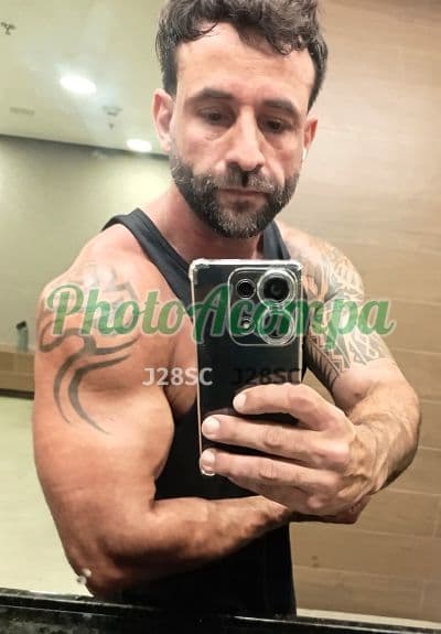 Acompanhante masculino foto real em Porto Alegre (2) — Fernando Fernandes