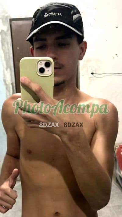 Acompanhante masculino em Jaboatão dos Guararapes com beijo grego (4) — Gabriel