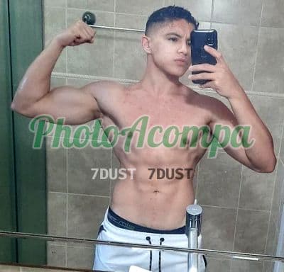 Acompanhante masculino em Guarulhos com beijo grego (4) — Gabriel
