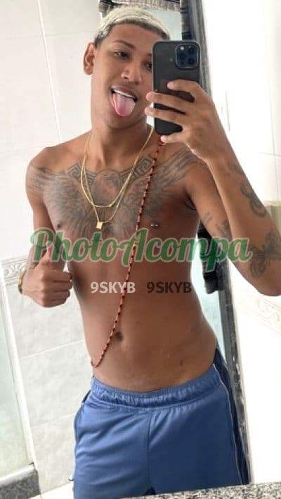 Acompanhante masculino em São Paulo com beijo grego (4) — Gabriel