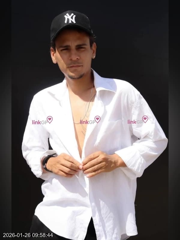 Acompanhante masculino baixinho em Rio de Janeiro — Gabriel Crosz