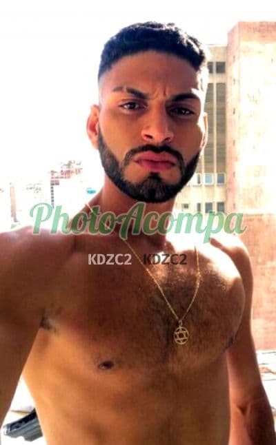Acompanhante masculino em Curitiba — beijo na boca, foto 6 de Gabriel Reis