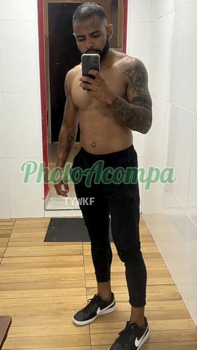 Acompanhante masculino em São Paulo — beijo na boca, foto 2 de Henrique