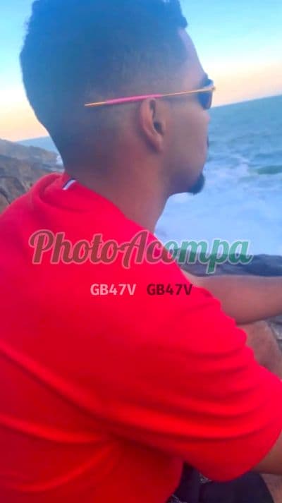 Acompanhante masculino em São Vicente com beijo na boca (2) — Ícaro Santos