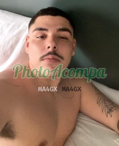Acompanhante masculino em São Paulo com beijo grego (6) — João
