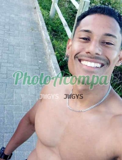 Acompanhante masculino em Balneário Camboriú — beijo grego, foto 6 de João Victor