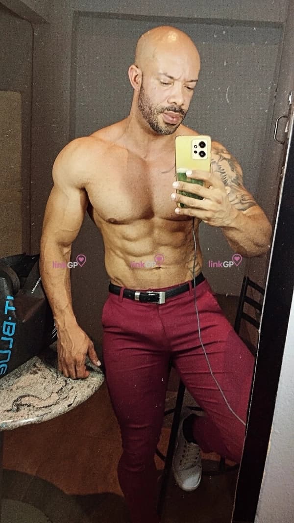Acompanhante masculino tatuado em Brasil (3) — Kadu