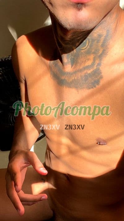 Acompanhante masculino em São Paulo com beijo grego (4) — Leandro