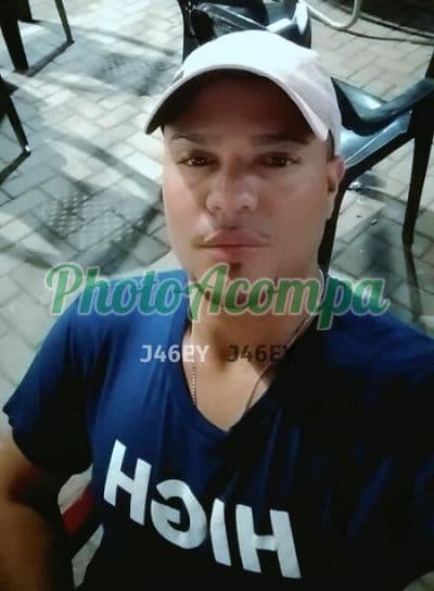 Foto 2: Acompanhante masculino em Duque de Caxias — beijo grego, Lucas