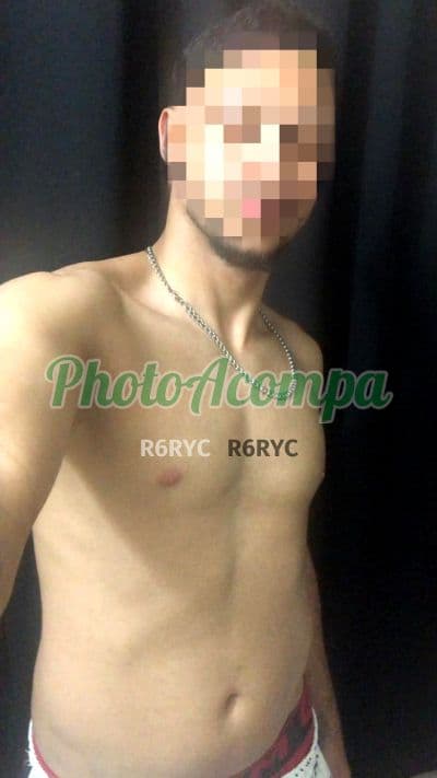Acompanhante masculino em São Paulo com beijo na boca (4) — Malvadinho