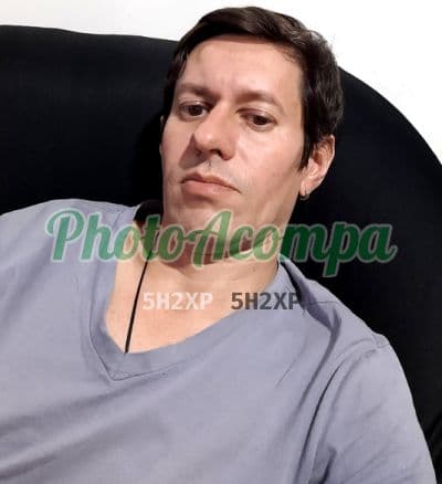 Acompanhante masculino em Guarulhos com beijo grego (4) — Márcio