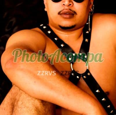 Acompanhante masculino em Poá — beijo grego, foto 2 de Miguel Sanches