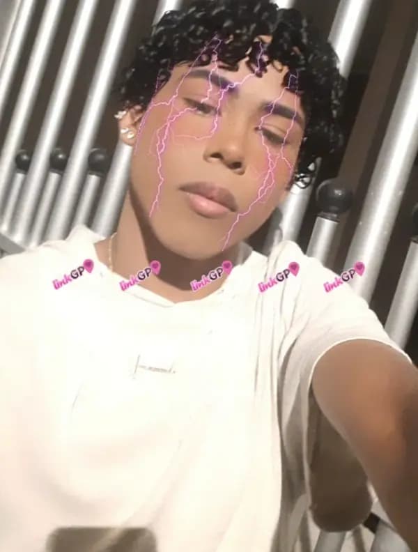 Acompanhante masculino apertadinho em Belém, foto de perfil