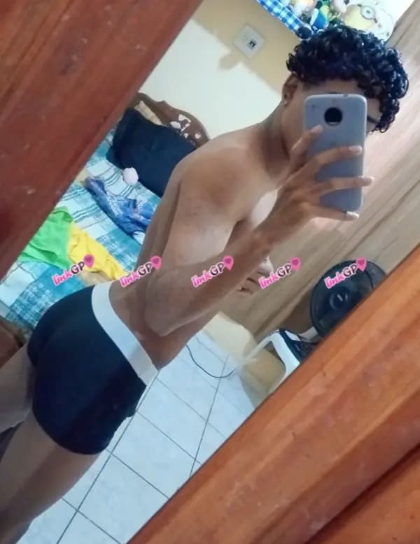 Acompanhante masculino cabelo cacheado em Belém (3) — Moreno Cacheado