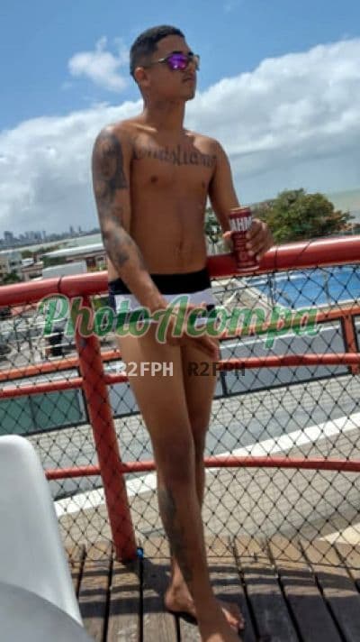 Acompanhante masculino em Recife com beijo grego (4) — Netto