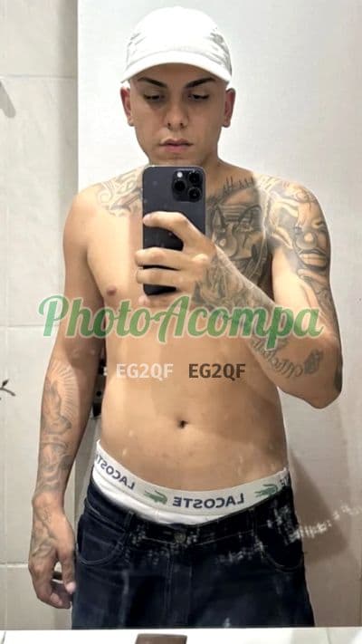 Acompanhante masculino em São Paulo com beijo grego (2) — Nicolás